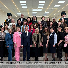 В КАМЕНЕЦКОМ РАЙОНЕ ВЫБРАЛИ ЛУЧШИХ ПРЕДСТАВИТЕЛЬНИЦ ПРЕКРАСНОГО ПОЛА 