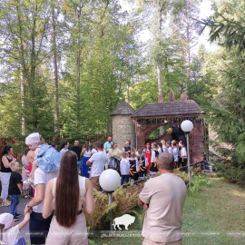 В Резиденции Деда Мороза поздравляли первоклашек с началом школьной жизни