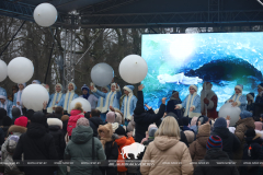 Прошла встреча Снегурочки в Поместье Деда Мороза в Беловежской пуще 